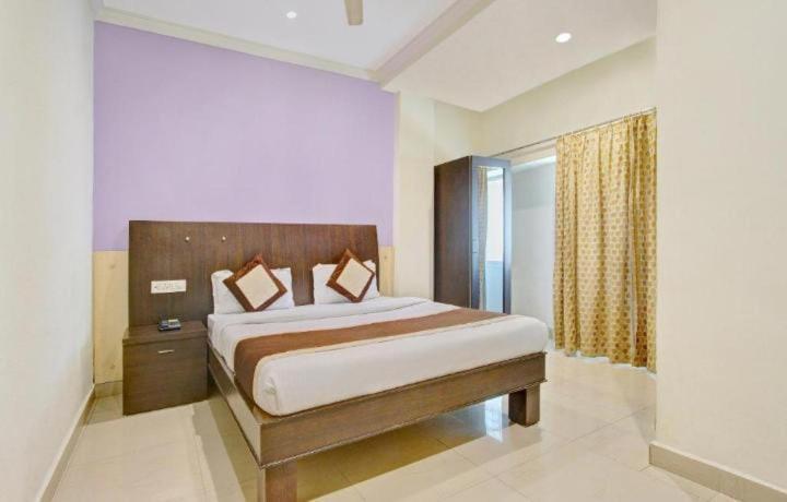 Blossoms Room The Plaza-Luxury Collection- Lakdikapul Hyderabad Eksteriør bilde