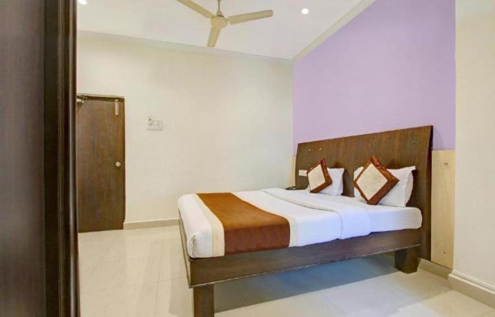 Blossoms Room The Plaza-Luxury Collection- Lakdikapul Hyderabad Eksteriør bilde