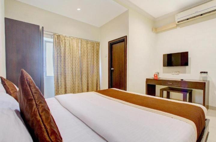 Blossoms Room The Plaza-Luxury Collection- Lakdikapul Hyderabad Eksteriør bilde