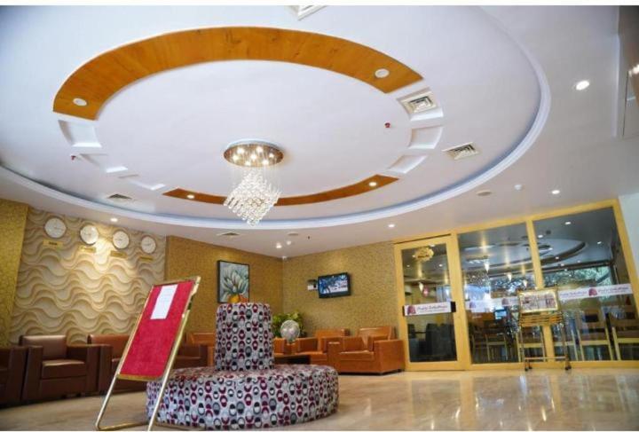 Blossoms Room The Plaza-Luxury Collection- Lakdikapul Hyderabad Eksteriør bilde